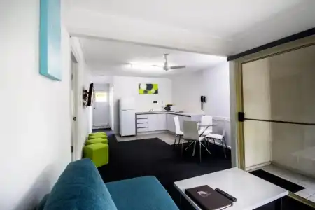 The Beach Motel Hervey Bay - 112