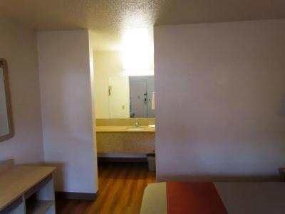 Motel 6 Vancouver, WA - 32