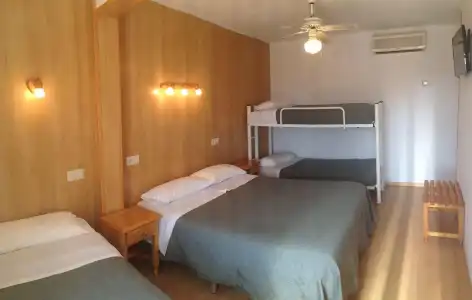 Hostal Rom - 2