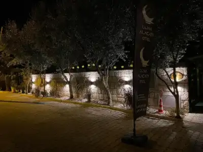 Lupa Alacati - 11