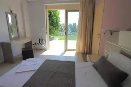 Thalassa House Apartments - 93
