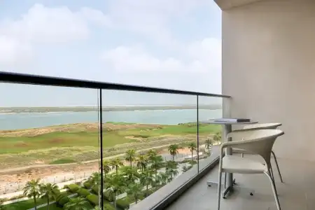 Crowne Plaza Yas Island, an IHG - 54