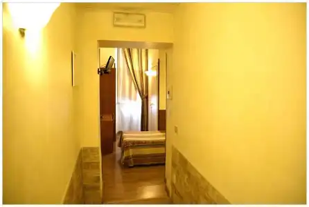 Rm-h501-Qufo5a2 - Cozy Tritone - 12