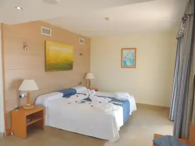 Punta del Cantal Suites - 86