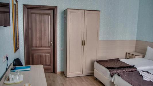 Skver Vyisotskogo - 125