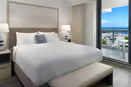 Courtyard by Marriott Miami Coconut Grove - 98