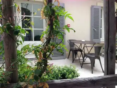 Pastis Saint-Tropez - 12