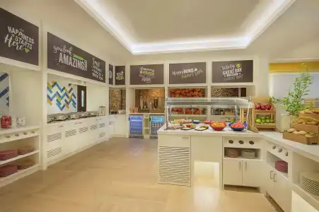 Hampton by Hilton Dubai Airport - 10
