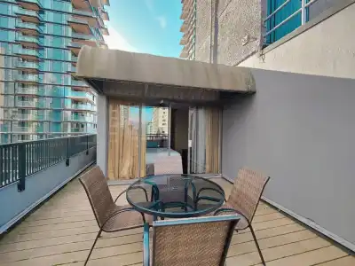 Divya Sutra Suites on Robson Downtown Vancouver - 82