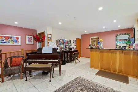 The Classic Villa - 1