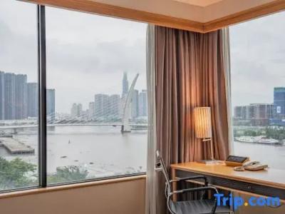 Renaissance Riverside Saigon - 190