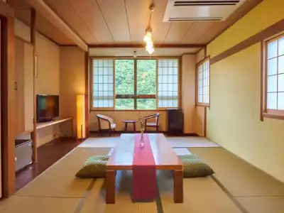 Yutorelo Bandai Atami - 40