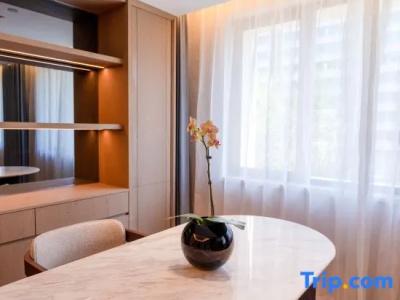 Guangzhou Zhejiang - 140