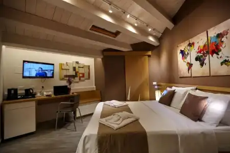 Hospitality - 87