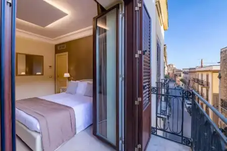 Vittorio Emanuele Boutique - 68
