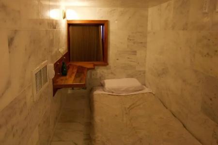 Qupqugiaq Inn - 18