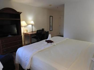 Inn at Cemetery Hill - 22