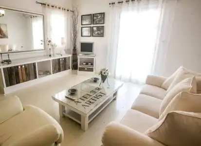 Tholaria Boutique - 13