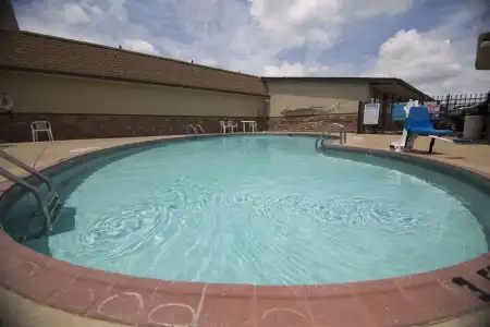 Memphis Inn - 9