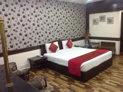 Amar Inn - 1