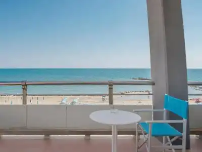 Riviera - 49