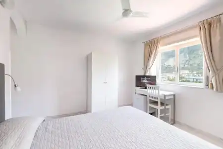 Sisters Hostel - 50