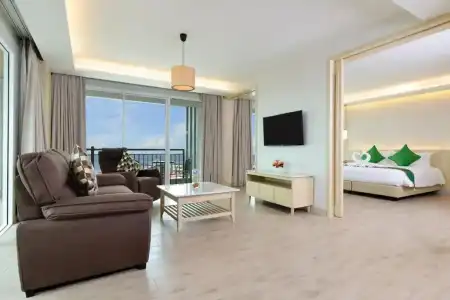 Hisea Huahin - 71