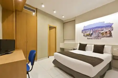 & Apartments Travessera - 49