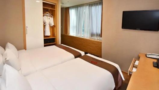 Skypark Myeongdong 3 - 25