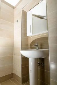 Theasis Athens - 68