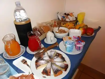 Casa Famiani Bed & Breakfast - 9
