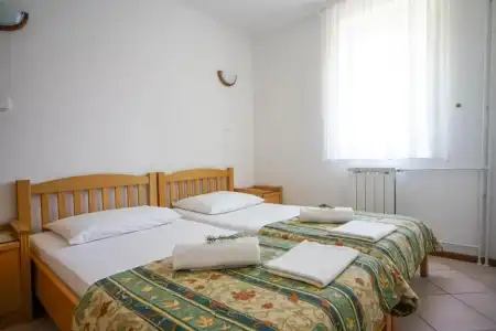 Apartments and Rooms Degra - 78