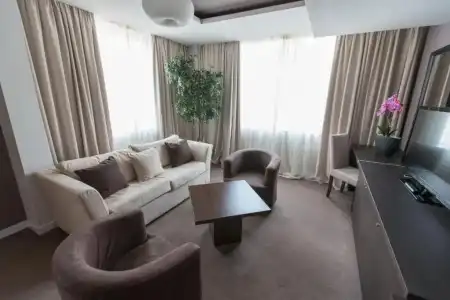 New City & Restaurant Niš - 30