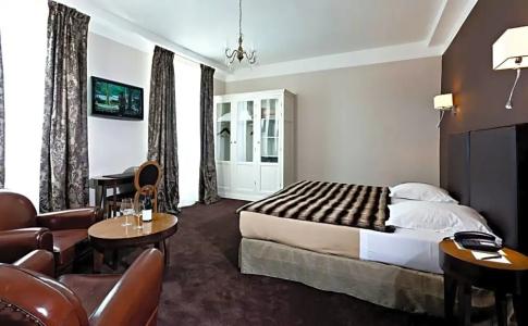 Hôtel de la Poste - 48