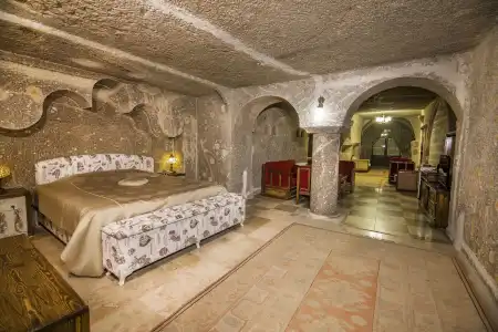 Roma Cave Suite - 24