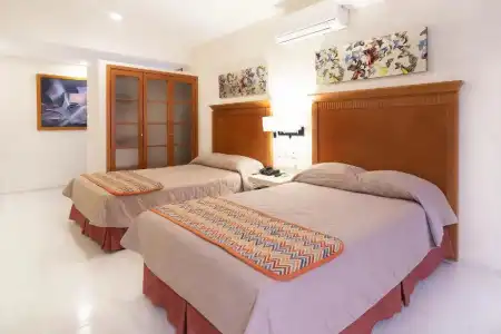 & Suites Nader - 31