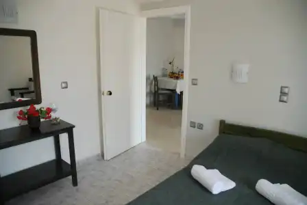 Letsos - 116