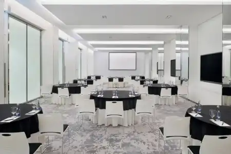 Arjaan by Rotana Dubai Media City - 27