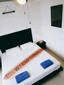 Boomerang Inn - 7