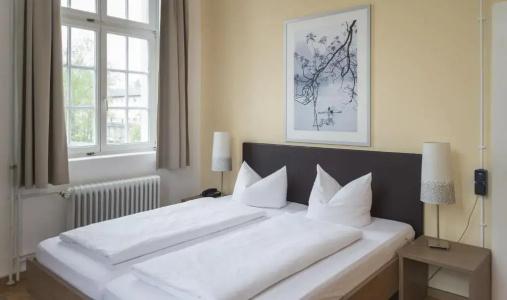 WHLIVING - Apartments & Studios - 29