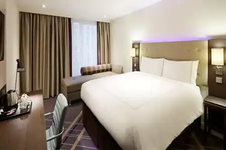 Premier Inn Essen City Limbecker Platz - 5