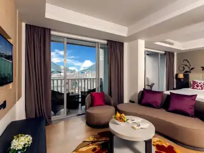 Grand Mercure Phuket Patong - 11