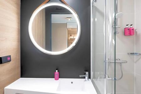 Moxy Utrecht - 36
