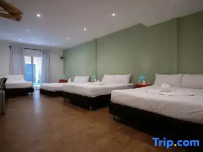 Resort V - MRT Huai Khwang - 107