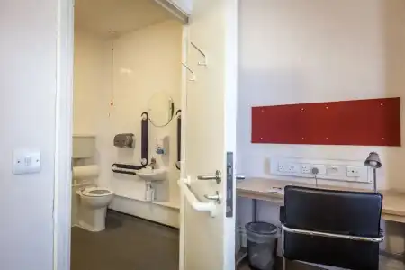 LSE Passfield Hall - Campus Accommodation - 8