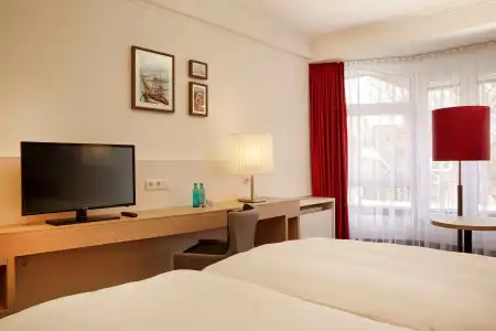 H+ Herzog Widukind Stade - 7