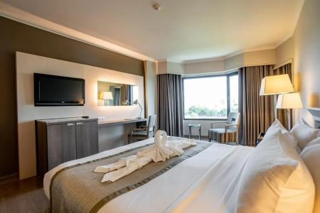 The Grand Riverside Phitsanulok - 68