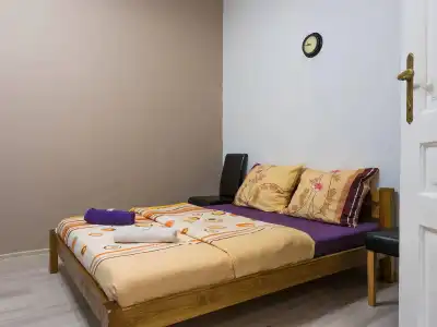 Hostel 70S - 5
