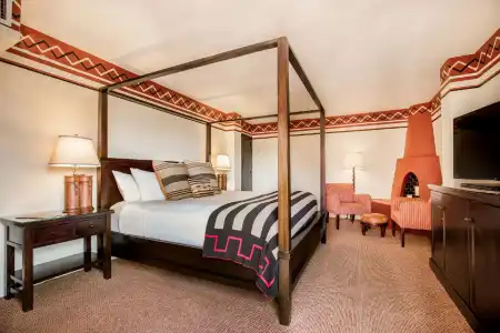 Inn and Spa at Loretto - 61