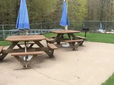 Forest Glen Inn - 11